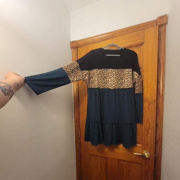 Color Block Dress - Picture 6 of 13